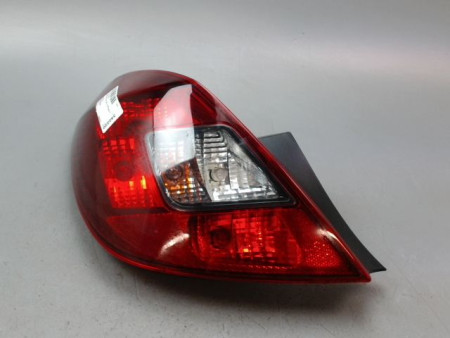 FEU ARRIERE GAUCHE  OPEL CORSA IV Phase 2 (D) 2011-2015