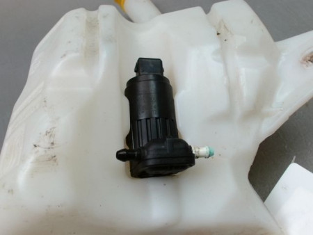 RESERVOIR LAVE-GLACE AVANT OPEL CORSA IV Phase 2 (D) 2011-2015