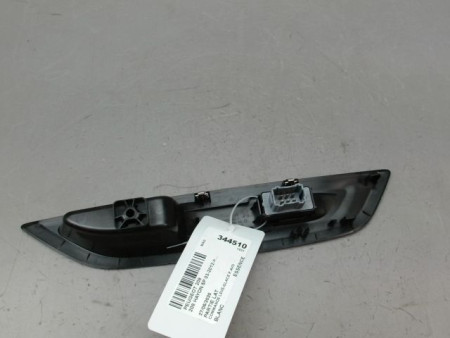 COMMANDE LEVE-GLACE PORTE AVD PEUGEOT 208 2012-...