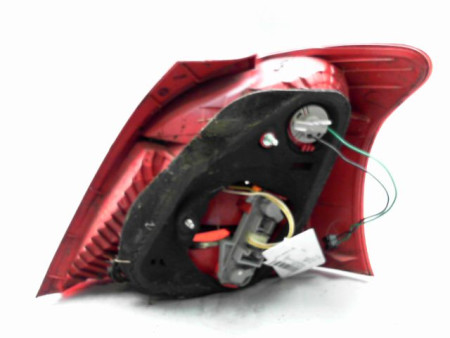 FEU ARRIERE GAUCHE  TOYOTA YARIS II Phase 1 2005-2009