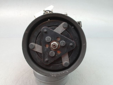 COMPRESSEUR AIR CONDITIONNE RENAULT CLIO II Phase 2 2001-2006