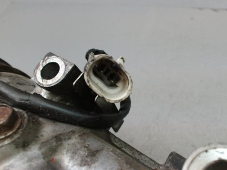 COMPRESSEUR AIR CONDITIONNE OPEL CORSA III Phase 2 (C) 2003-2006