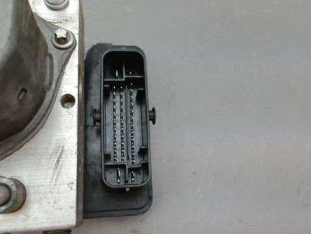 UNITE HYDRAULIQUE ABS DACIA DUSTER BREAK Phase 2 2013-...