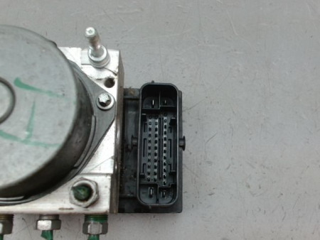 UNITE HYDRAULIQUE ABS DACIA DUSTER BREAK Phase 1 2010-2013