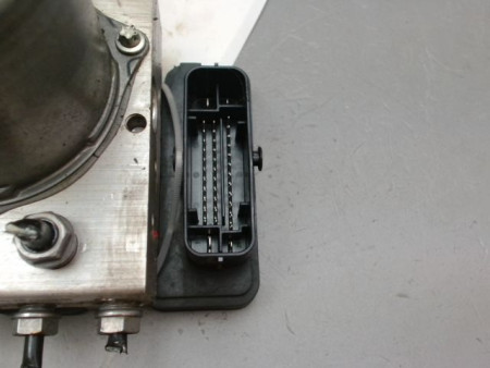 UNITE HYDRAULIQUE ABS VOLKSWAGEN POLO V 2009-...