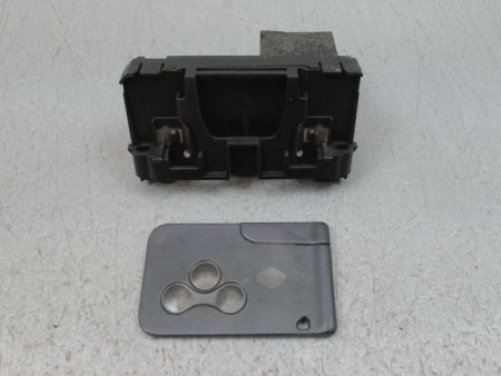 LECTEUR DE CARTE RENAULT MEGANE II Phase 2 2006-2009