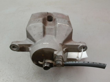 ETRIER DE FREIN AVANT DROIT TOYOTA PRIUS 2004-