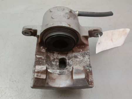 ETRIER DE FREIN AVANT DROIT TOYOTA PRIUS 2004-