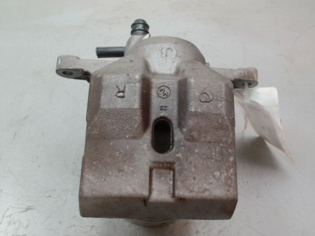 ETRIER DE FREIN AVANT DROIT TOYOTA PRIUS 2004-