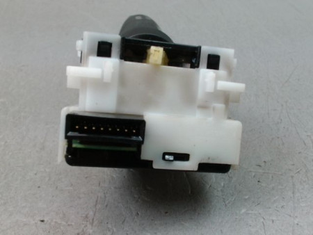 COMMANDE ECLAIRAGE NISSAN MICRA III Phase 3 2007-2010