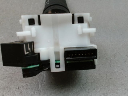 COMMANDE ESSUIE GLACE NISSAN MICRA III Phase 3 2007-2010