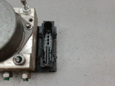 UNITE HYDRAULIQUE ABS RENAULT CLIO CAMPUS II Phase 1 2006-2009