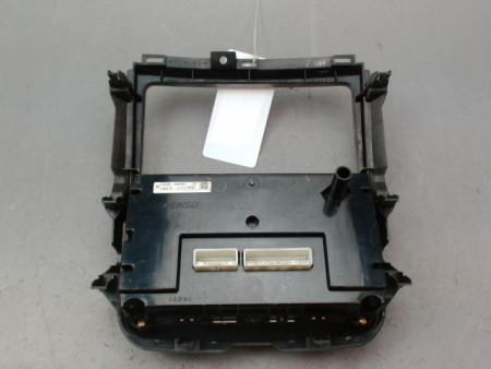 COMMANDE DE CHAUFFAGE TOYOTA AVENSIS VERSO 01-03
