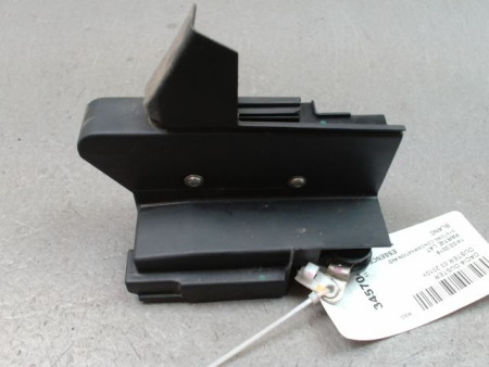 SYSTEME CONDAMNATION AVANT DROIT DACIA DUSTER 2010-