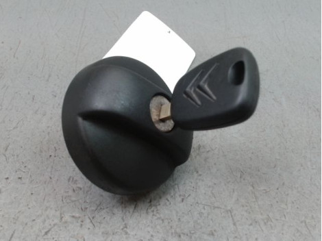 BOUCHON RESERVOIR A CARBURANT CITROEN C3 PICASSO MONOSP. Phase 1 2009-2012