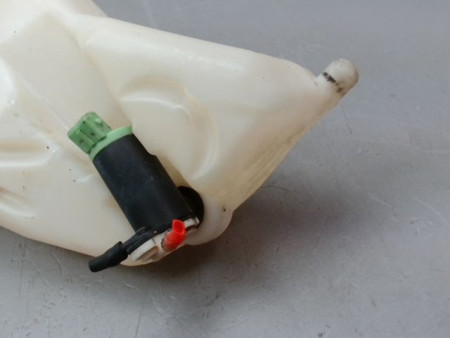 RESERVOIR LAVE-GLACE AVANT PEUGEOT 206 1998-2009