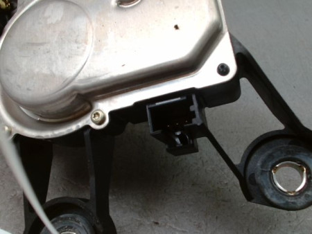 MECANISME ESSUIE-GLACE ARRIERE FORD FIESTA V Phase 1 2002-2005
