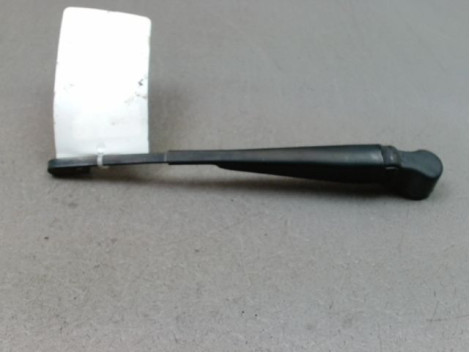 BRAS ESSUIE-GLACE ARRIERE FORD FIESTA V Phase 1 2002-2005