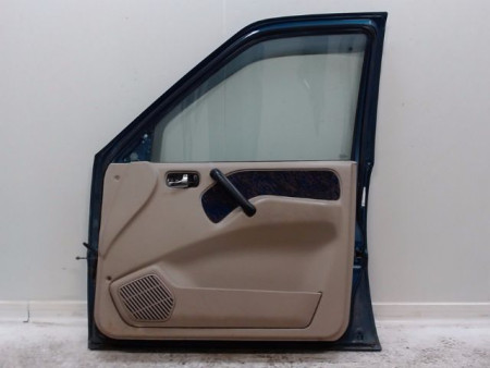 PORTE AVANT DROIT NISSAN TERRANO II 99-2002