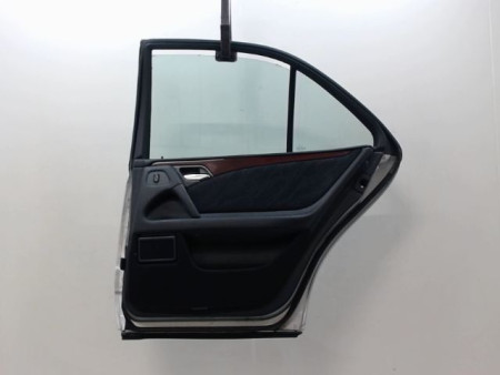 PORTE ARRIERE DROIT MERCEDES CLASSE E 95-99