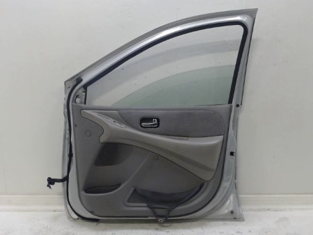 PORTE AVANT DROIT NISSAN ALMERA TINO MONOSP. Phase 1 2000-2003
