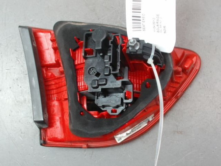 FEU ARRIERE INTERIEUR DROIT SEAT EXEO
