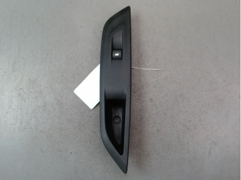COMMANDE LEVE-GLACE PORTE AVD PEUGEOT 208