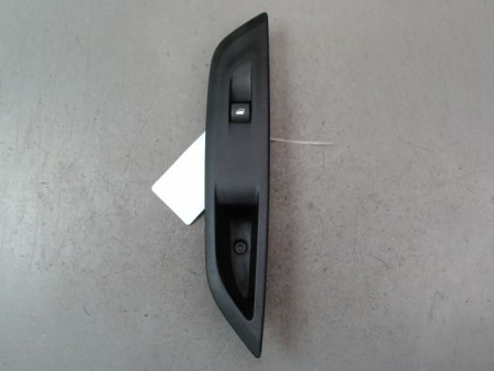 COMMANDE LEVE-GLACE PORTE AVD PEUGEOT 208