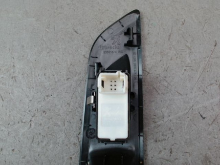 COMMANDE LEVE-GLACE PORTE ARG PEUGEOT 208