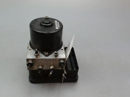 UNITE HYDRAULIQUE ABS VOLVO V50