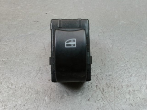 COMMANDE LEVE-GLACE PORTE ARD RENAULT KOLEOS BREAK 2008-...
