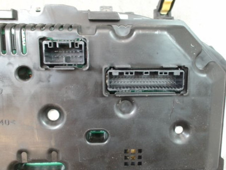 BLOC COMPTEURS TOYOTA YARIS 2005-