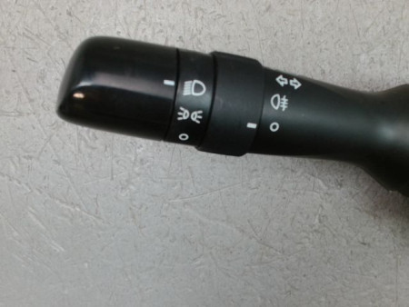 COMMANDE ECLAIRAGE TOYOTA YARIS 2005-