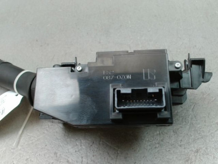 COMMANDE ECLAIRAGE SUZUKI SWIFT