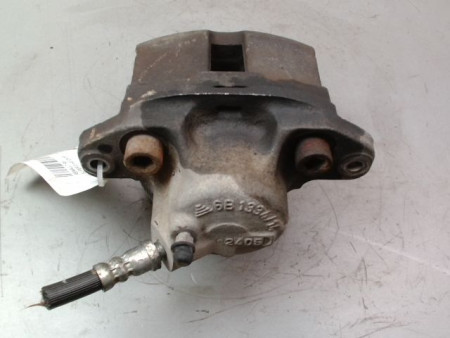 ETRIER DE FREIN AVANT GAUCHE RENAULT SUPER 5 1984-1996