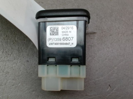 PORT USB/AUX OPEL CORSA V (E) 2014-...