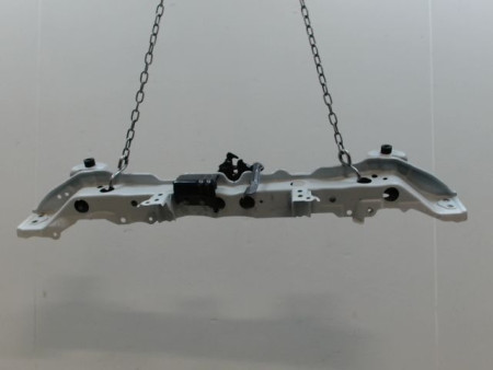 TRAVERSE SUPERIEURE ARMATURE AVANT TOYOTA YARIS II 2010-
