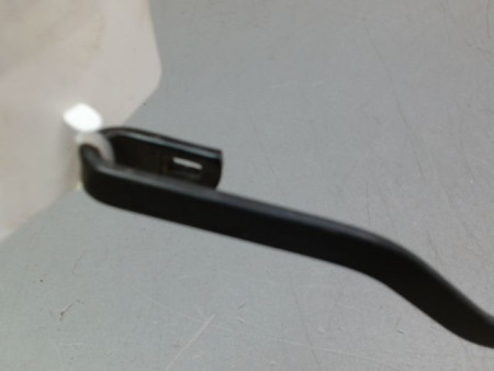 BRAS ESSUIE-GLACE AVANT DROIT KIA RIO 2005-
