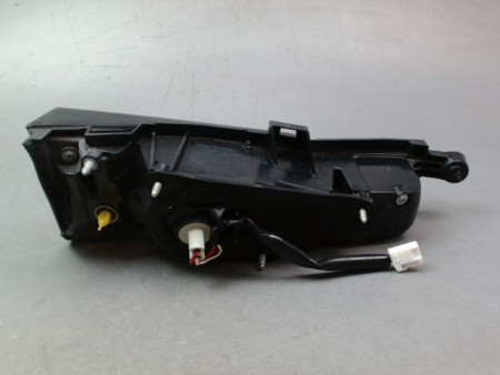 FEU ARRIERE INTERIEUR DROIT LEXUS NX300H