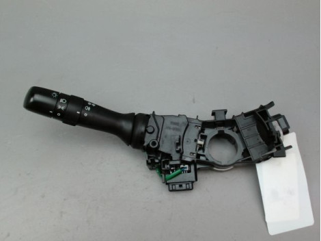 COMMANDE ECLAIRAGE TOYOTA YARIS II 2010-