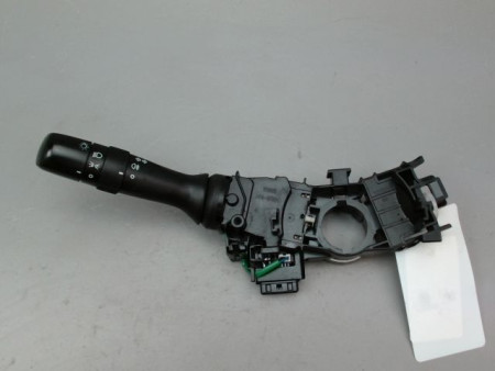 COMMANDE ECLAIRAGE TOYOTA YARIS II 2010-