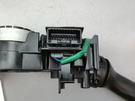 COMMANDE ECLAIRAGE TOYOTA YARIS II 2010-
