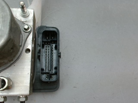UNITE HYDRAULIQUE ABS NISSAN X - TRAIL 2004-