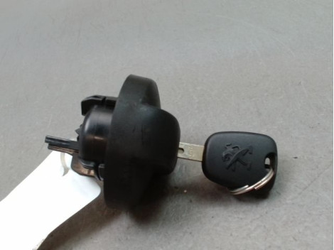 BOUCHON RESERVOIR A CARBURANT PEUGEOT 207 2006-2013