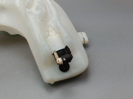 RESERVOIR LAVE-GLACE AVANT PEUGEOT 307 SW Phase 1 2002-2005