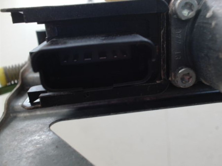 MECANISME+MOTEUR LEVE-GLACE AVANT GAUCHE PEUGEOT 208