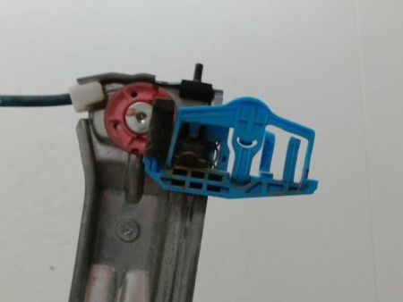 MECANISME+MOTEUR LEVE-GLACE AVANT GAUCHE PEUGEOT 208
