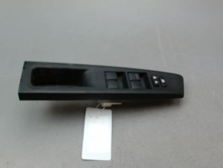 COMMANDE LEVE-GLACE PORTE AVG TOYOTA YARIS 2005-