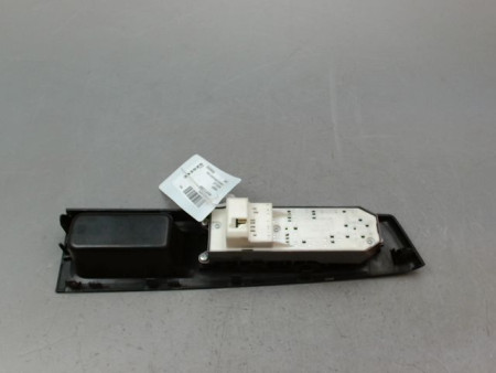 COMMANDE LEVE-GLACE PORTE AVG TOYOTA YARIS 2005-