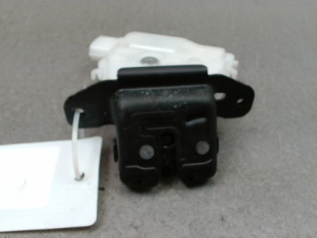 SERRURE HAYON  TOYOTA YARIS 2005-